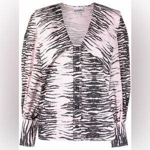 Ganni Size Small stripe print V-neck shirt (Brand New!)